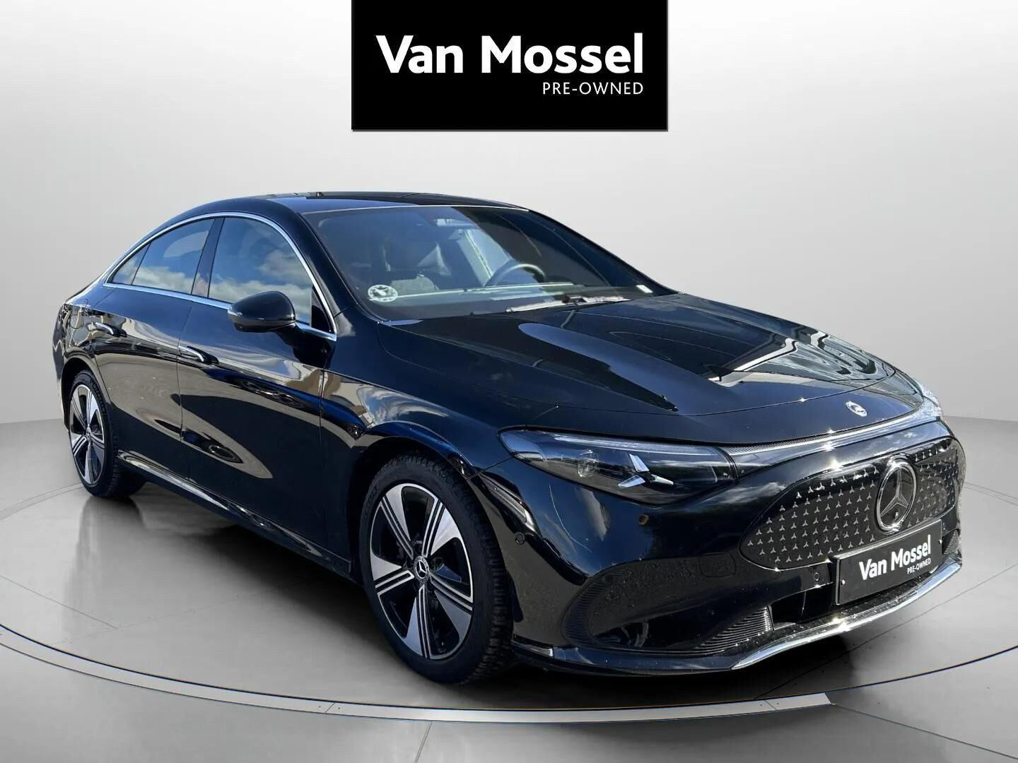 Sort Mercedes CLA250+ fra 2025
