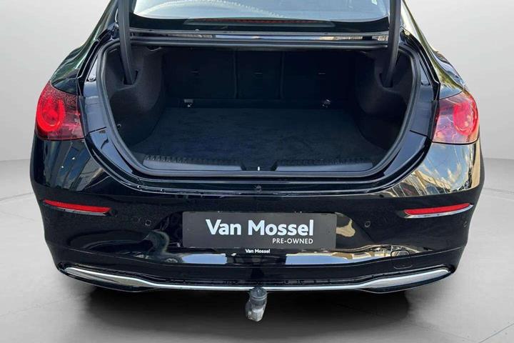 Sort Mercedes CLA250+ fra 2025