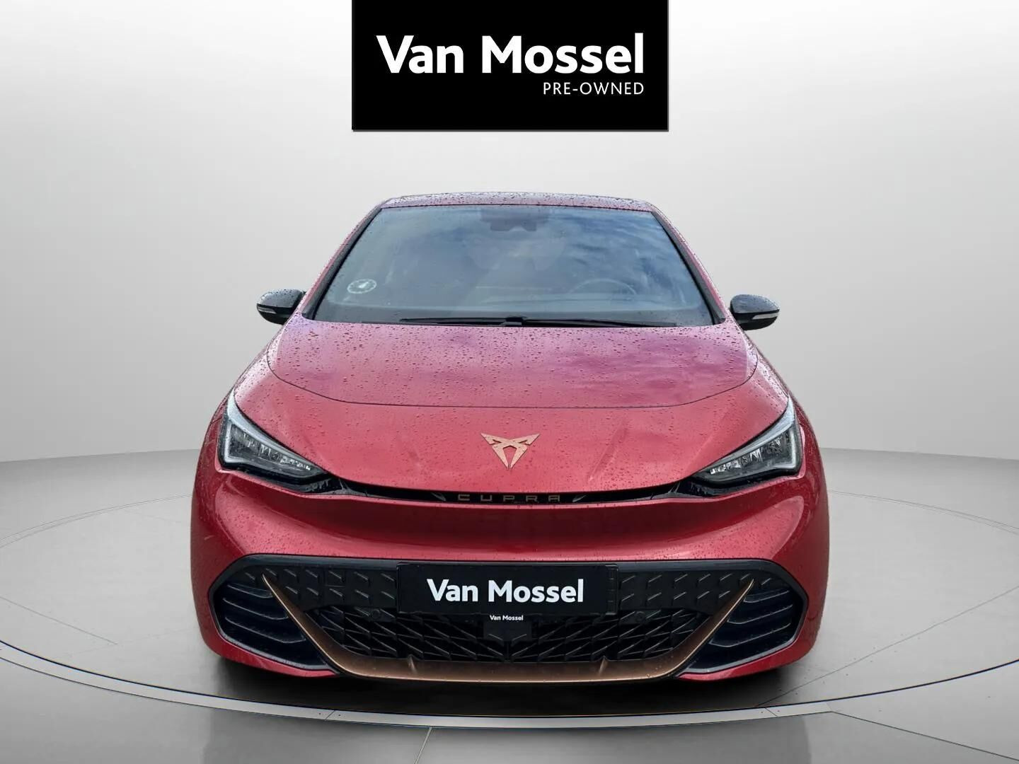 Rød Cupra Born fra 2023