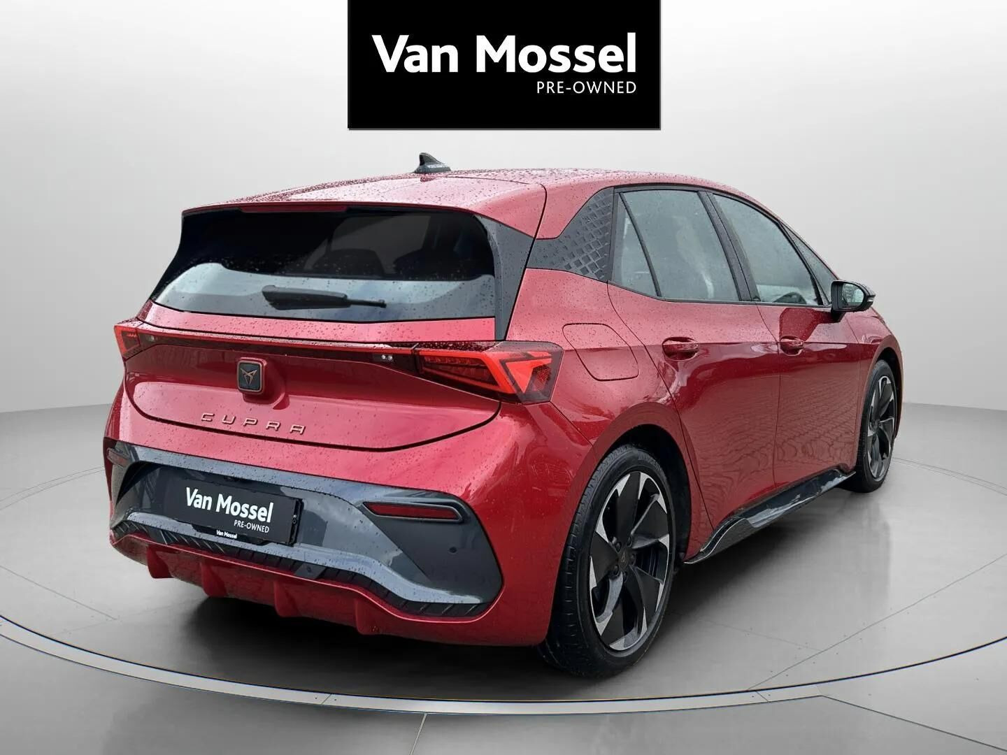 Rød Cupra Born fra 2023