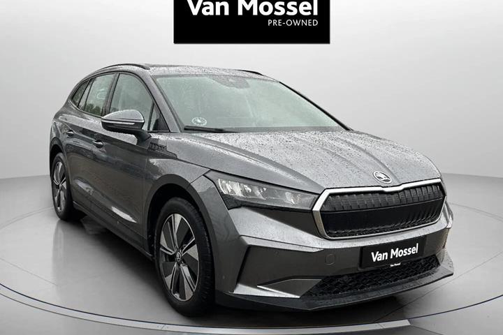 Grå Skoda Enyaq fra 2023