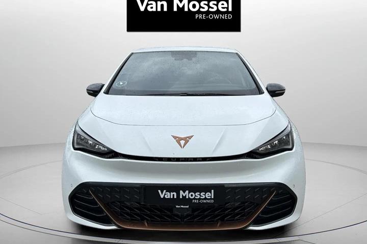 Hvid Cupra Born fra 2023