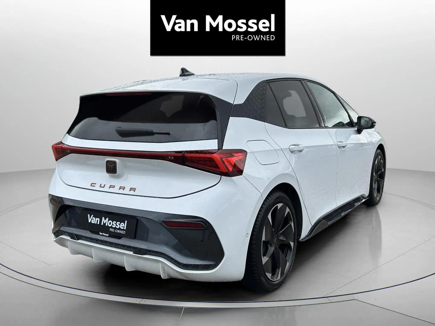 Hvid Cupra Born fra 2023