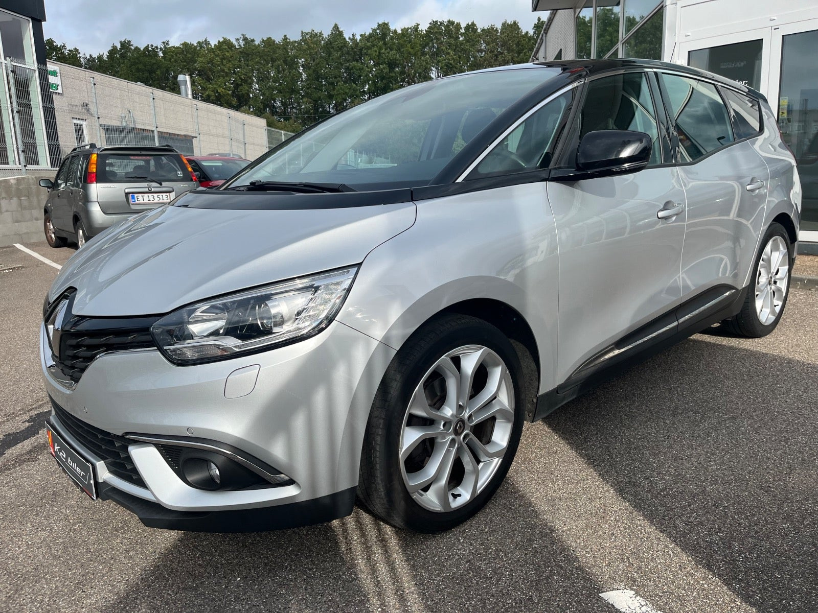 Sølv Renault Grand Scenic IV fra 2018