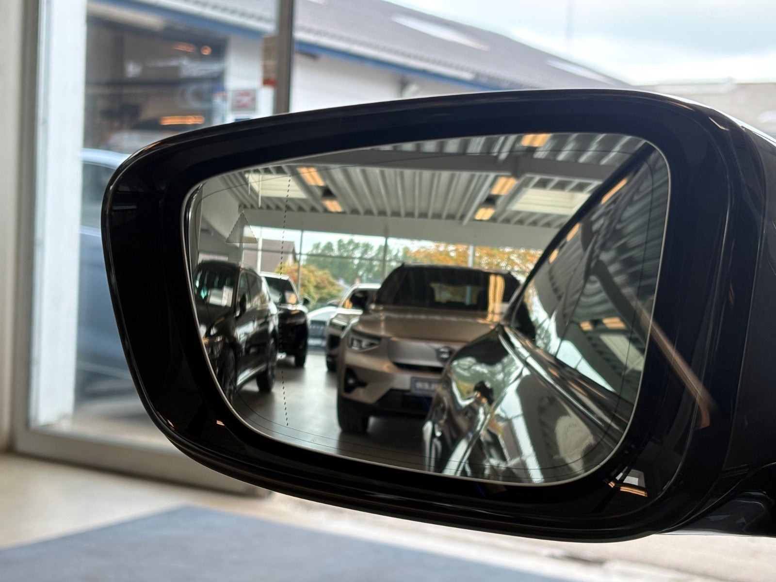 Grå BMW i4 fra 2024