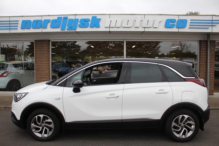 Hvid Opel Crossland X fra 2018