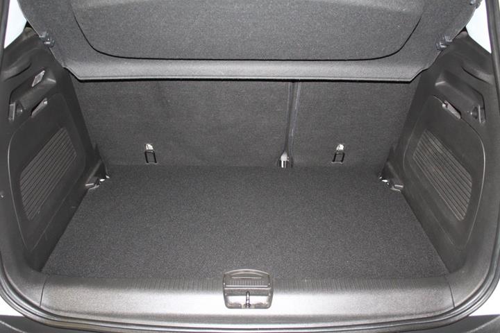 Hvid Opel Crossland X fra 2018