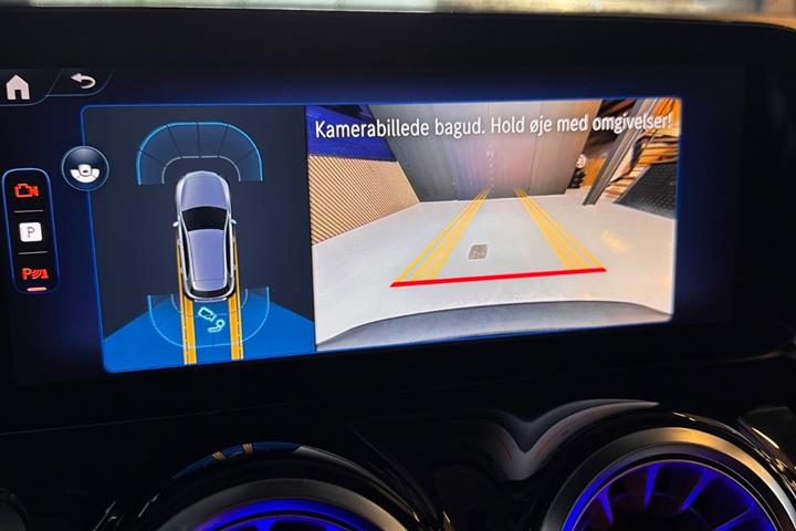 Sort Mercedes EQB250+ fra 2025