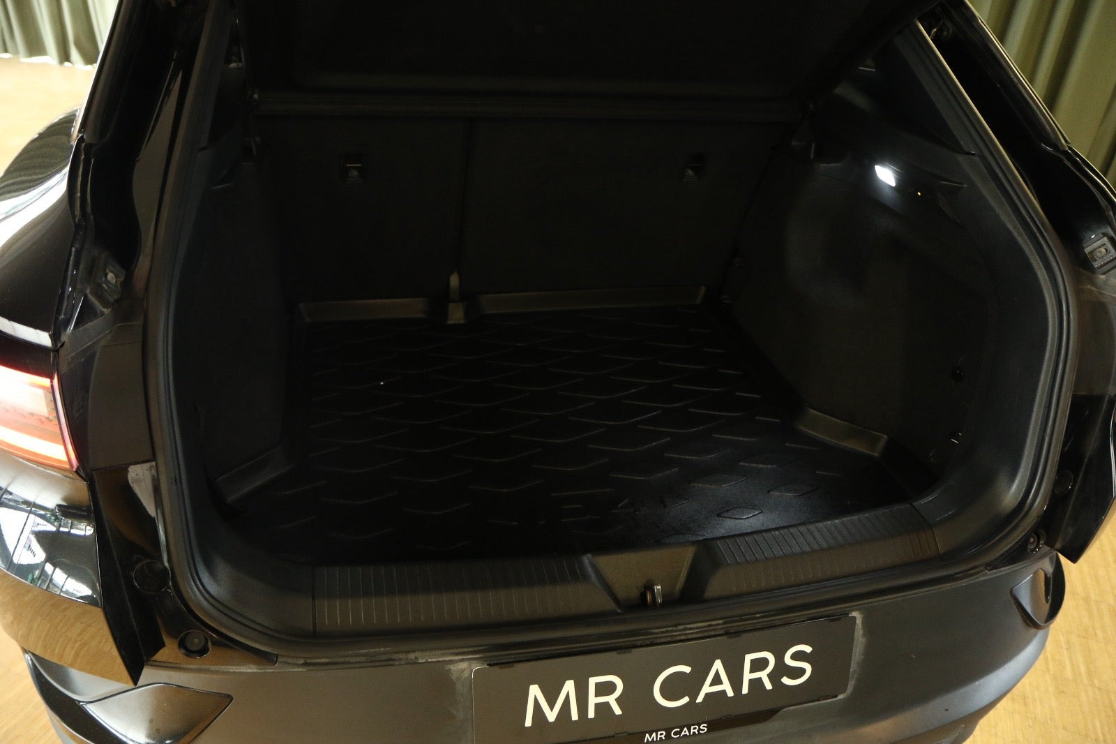 Grøn VW ID.4 fra 2022