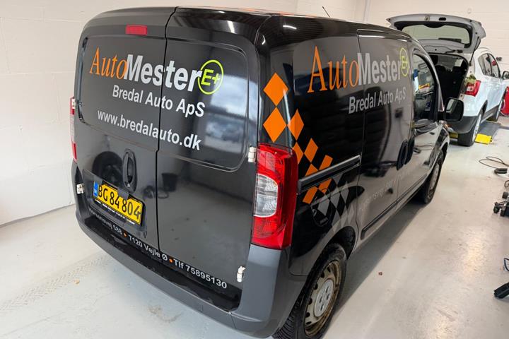 Hvid Peugeot Bipper fra 2017
