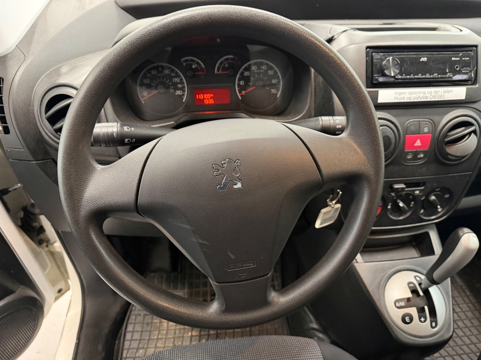 Hvid Peugeot Bipper fra 2017