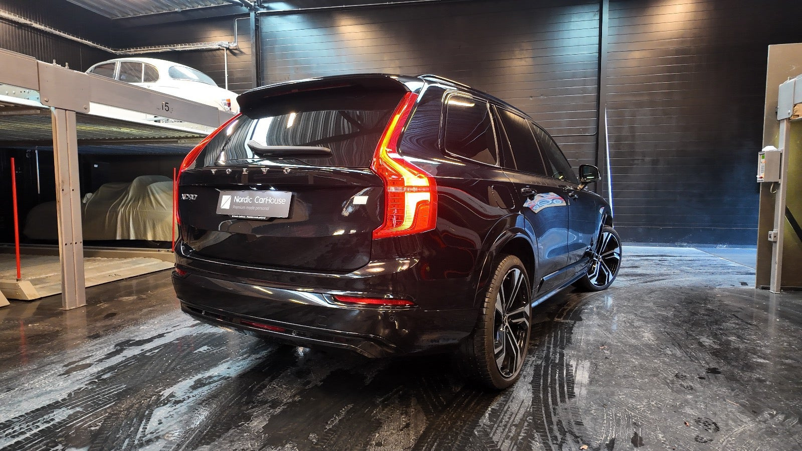 Sort Volvo XC90 fra 2023