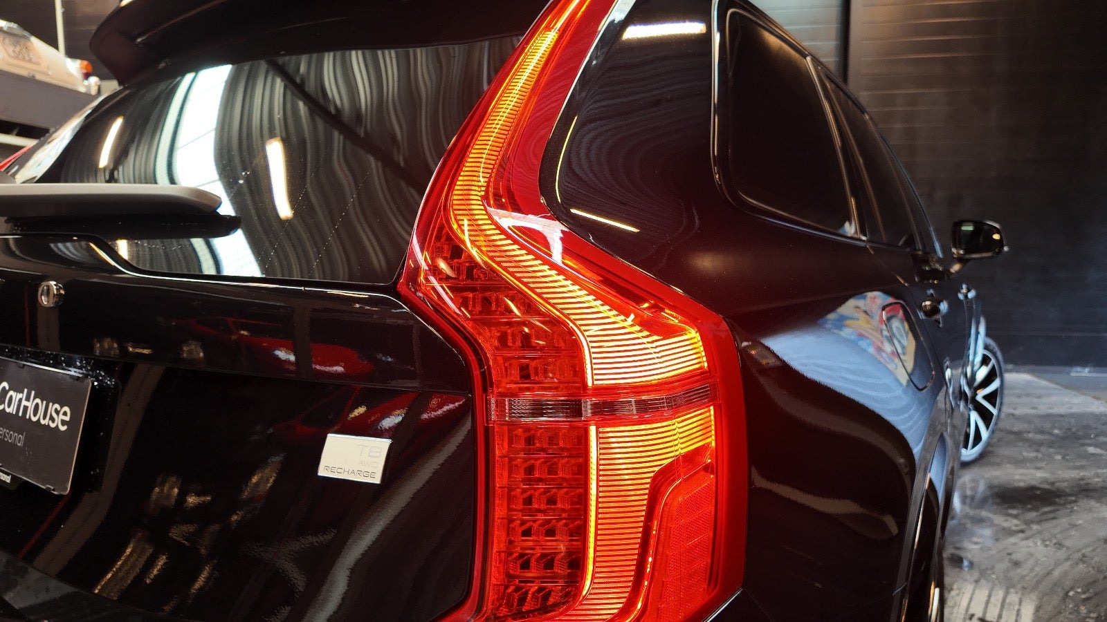 Sort Volvo XC90 fra 2023