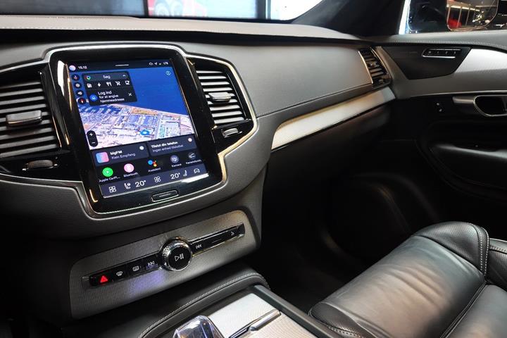 Sort Volvo XC90 fra 2023