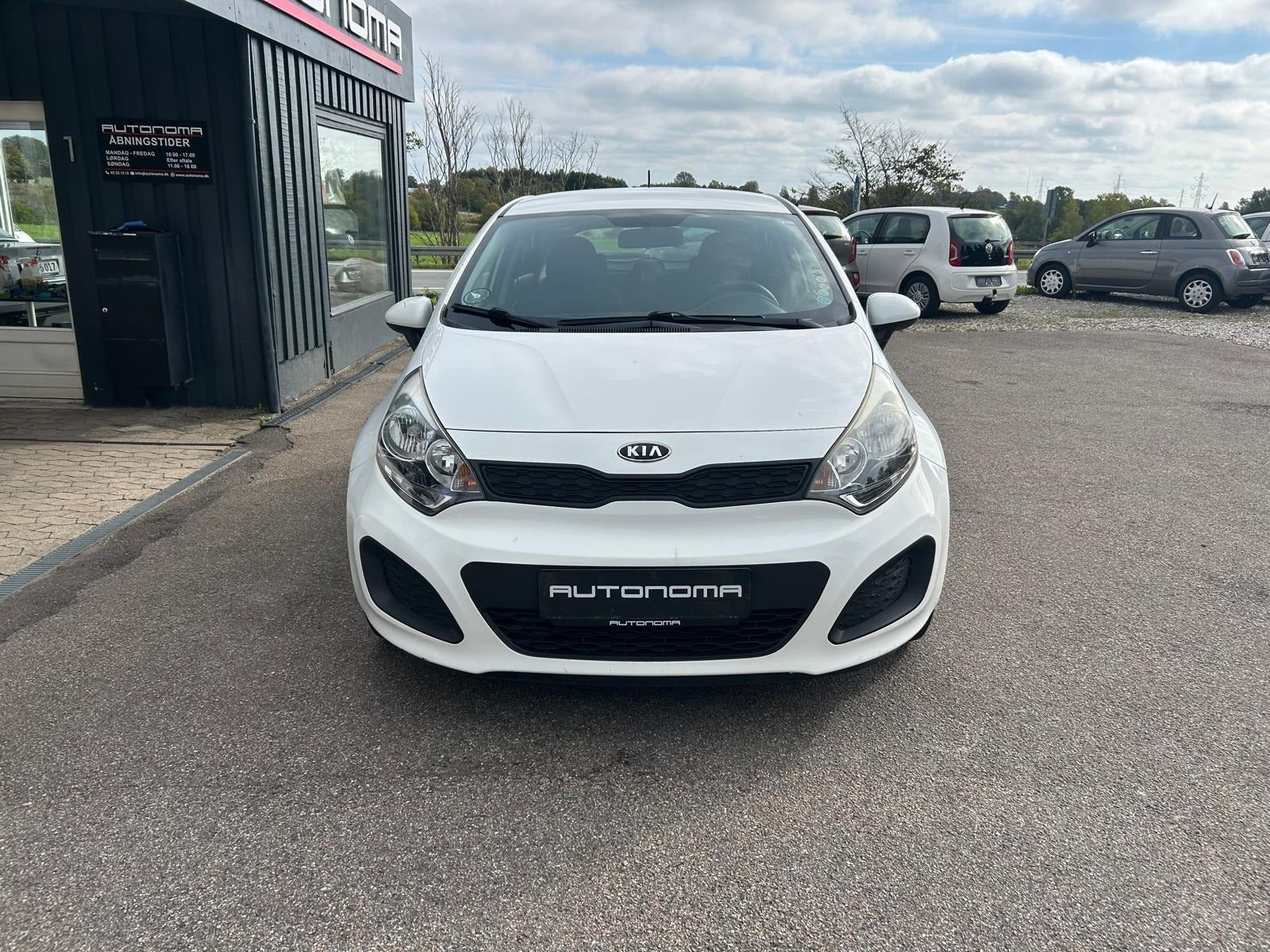 Grøn Kia Rio fra 2012