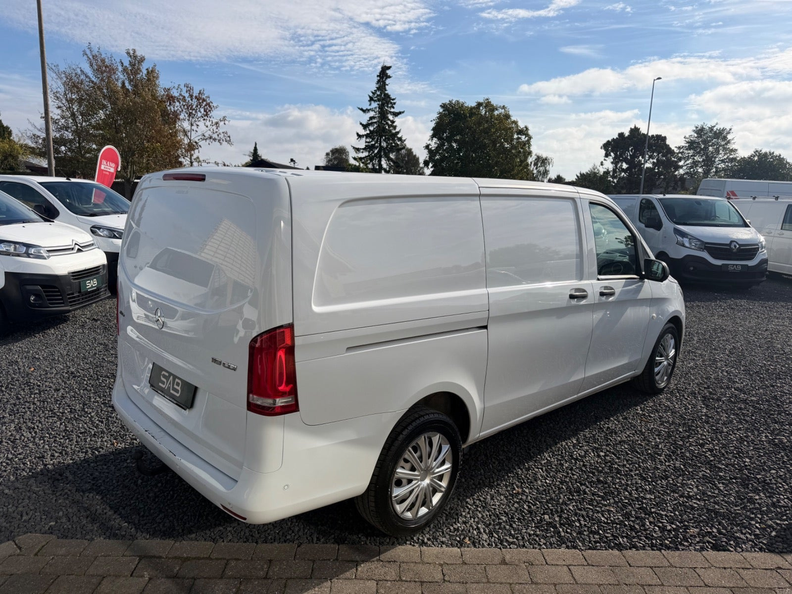 undefined Mercedes Vito 119 fra 2020