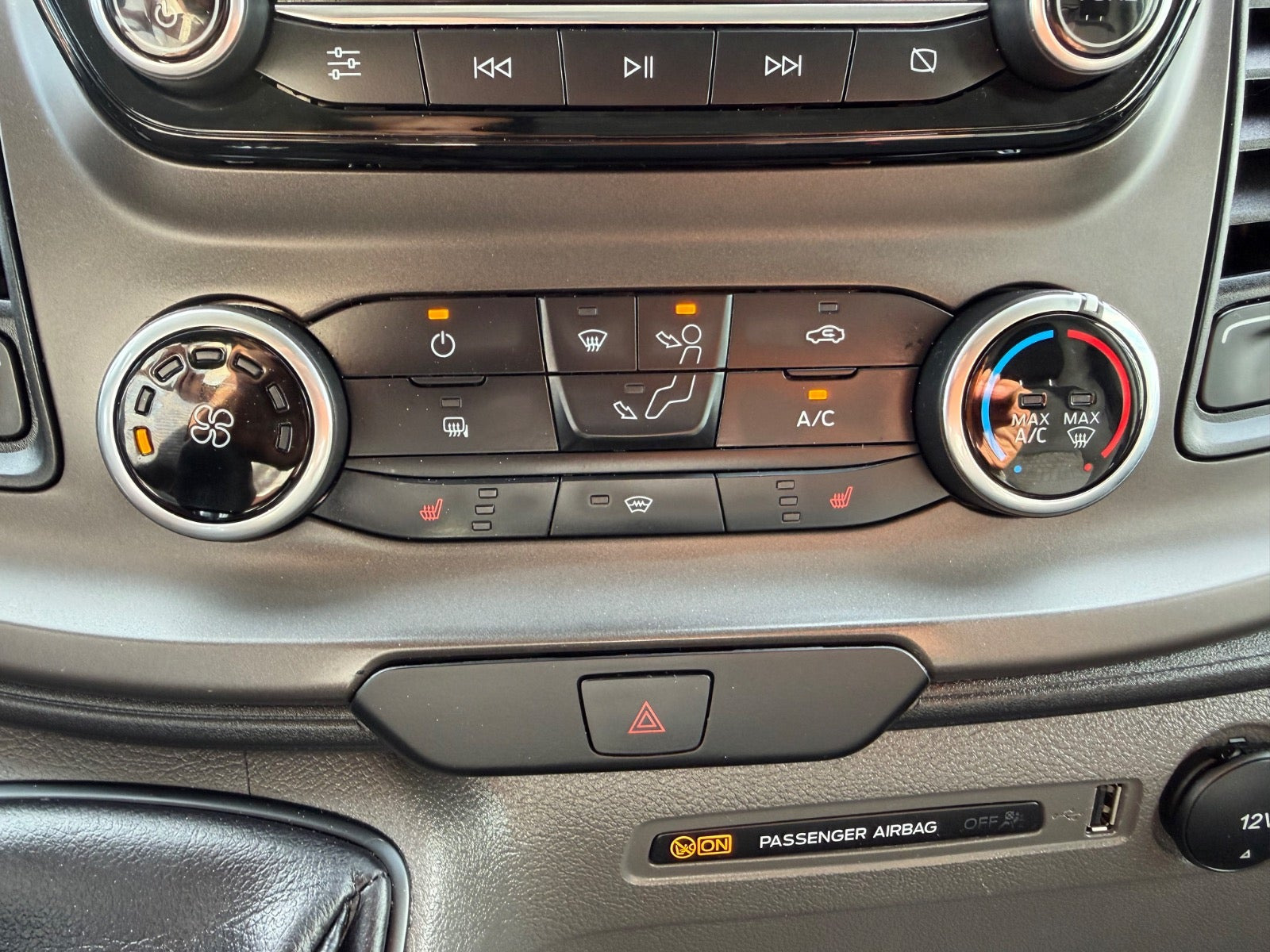 undefined Ford Transit Custom 300 L1 fra 2022
