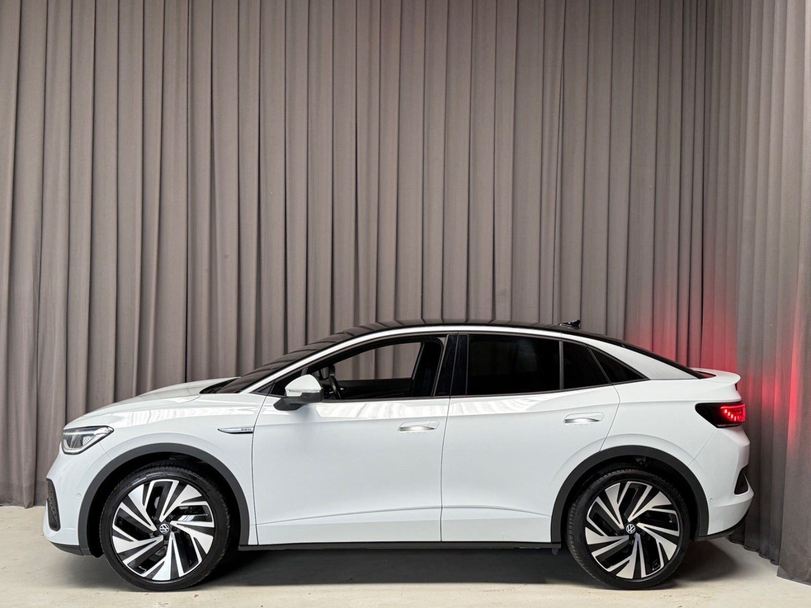Hvid VW ID.5 fra 2023