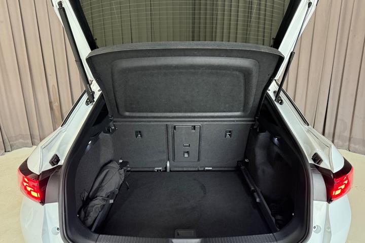 Hvid VW ID.5 fra 2023