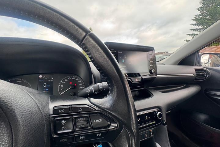 undefined Toyota Yaris fra 2022