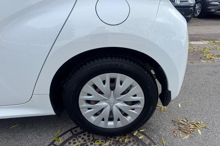 undefined Toyota Yaris fra 2020