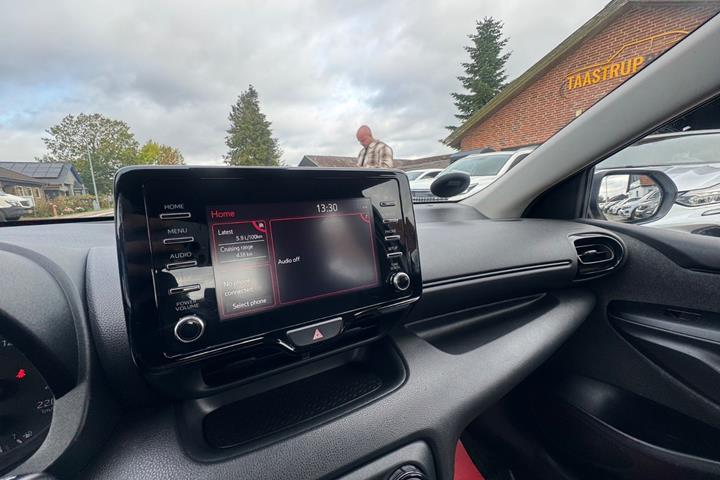 undefined Toyota Yaris fra 2020