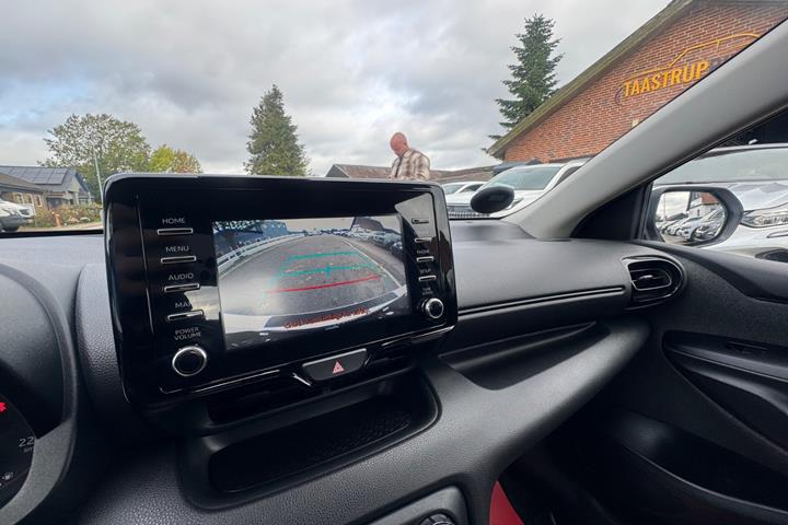 undefined Toyota Yaris fra 2020
