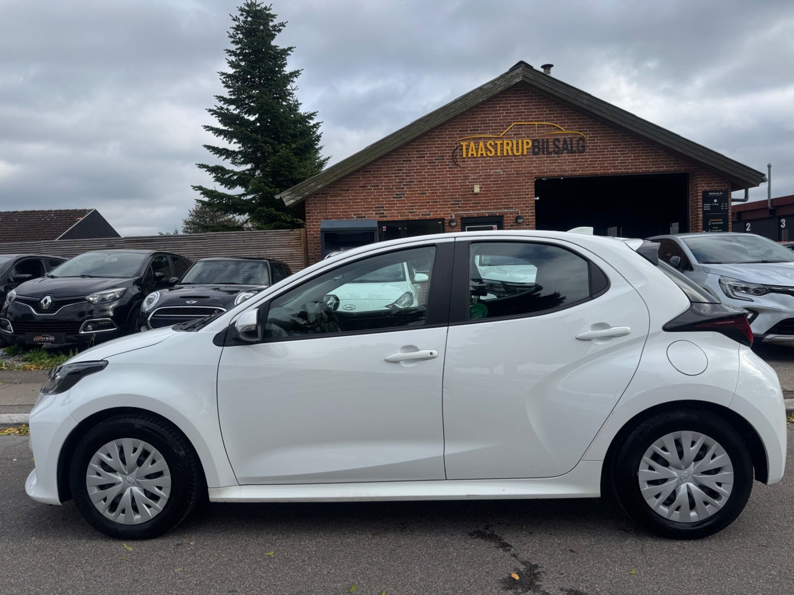 undefined Toyota Yaris fra 2021