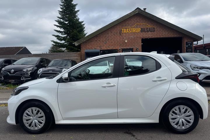 undefined Toyota Yaris fra 2021