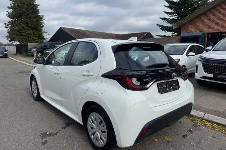 undefined Toyota Yaris fra 2021