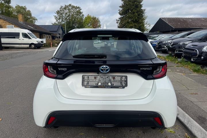 undefined Toyota Yaris fra 2021