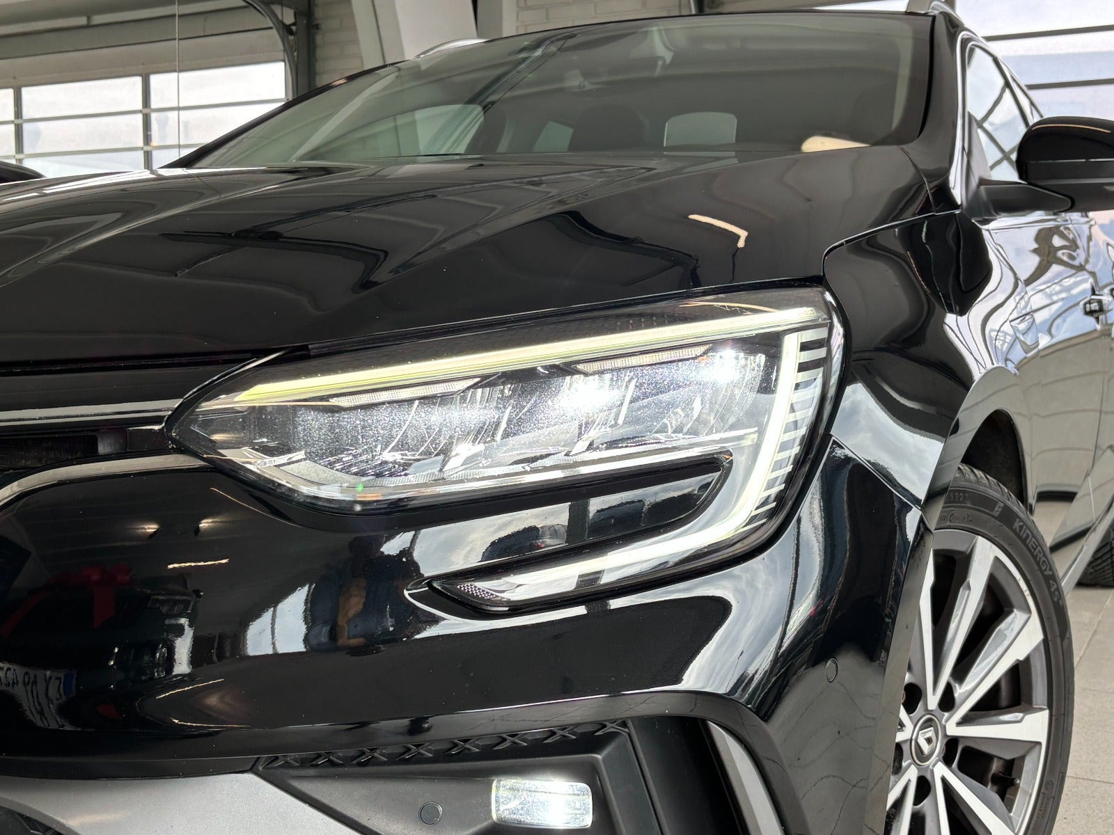 Sort Renault Megane IV fra 2020