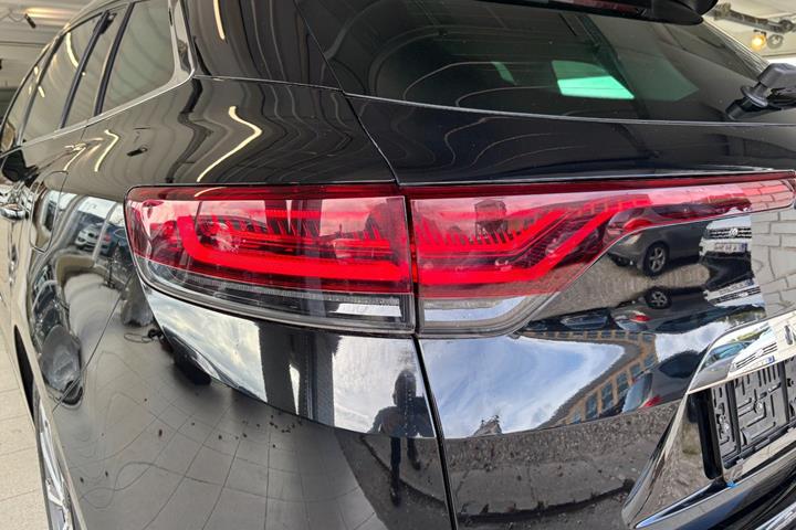 Sort Renault Megane IV fra 2020