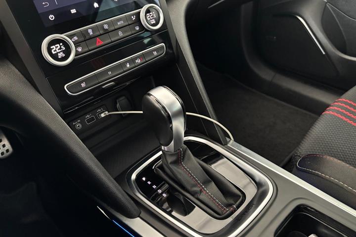 Sort Renault Megane IV fra 2020