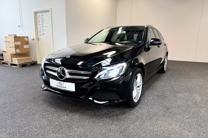 Sort Mercedes C220 d fra 2017