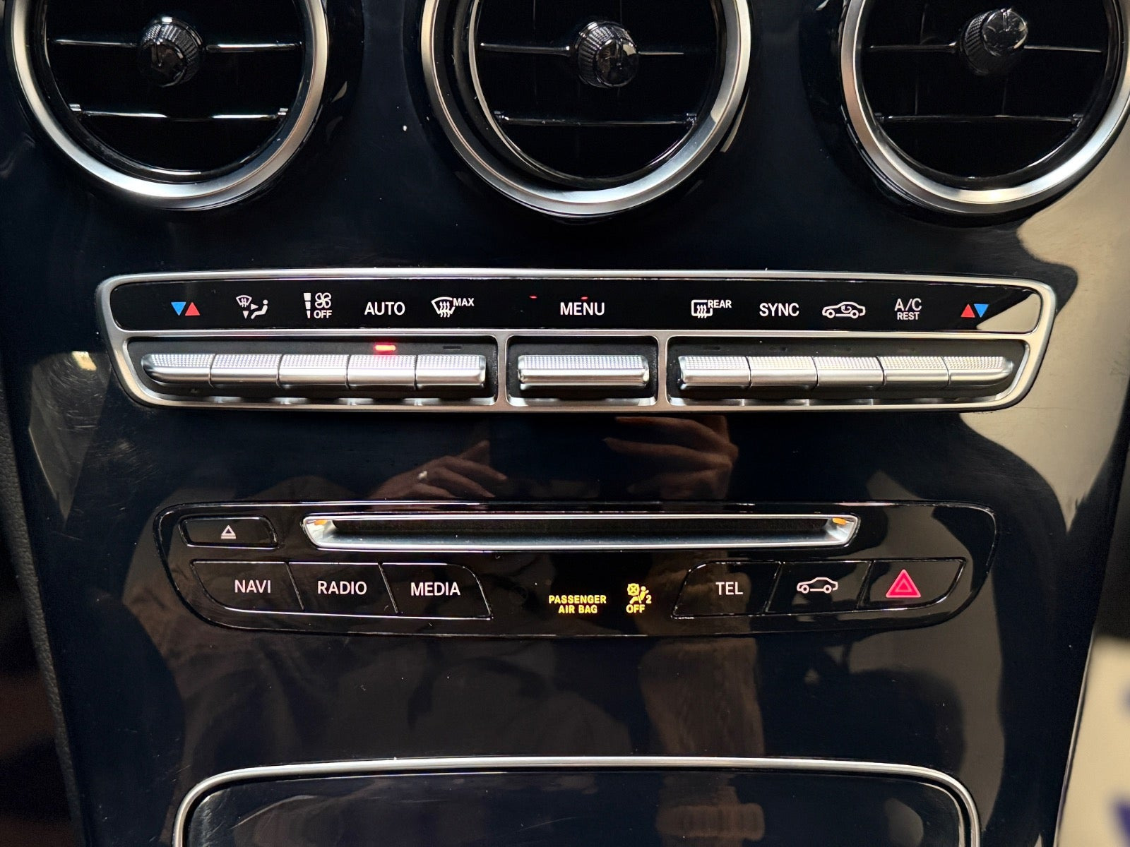Sort Mercedes C220 d fra 2017