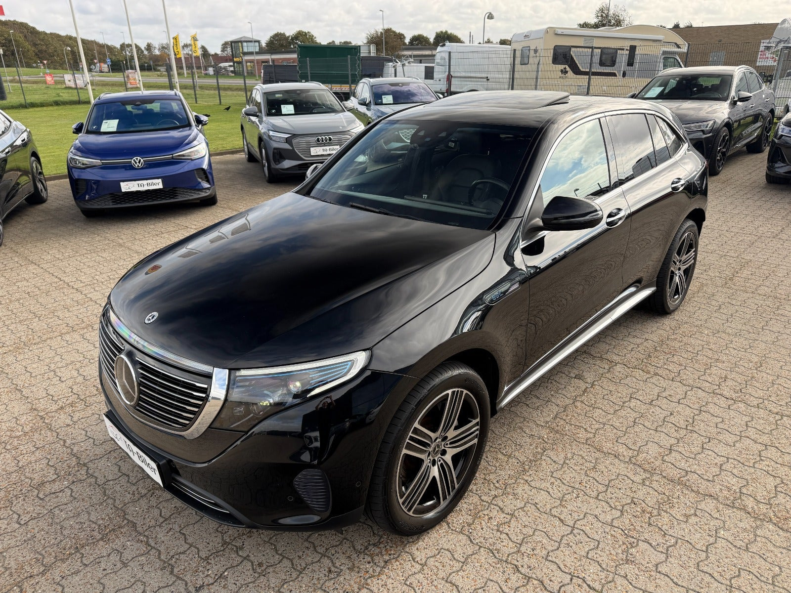 Sort Mercedes EQC400 fra 2021