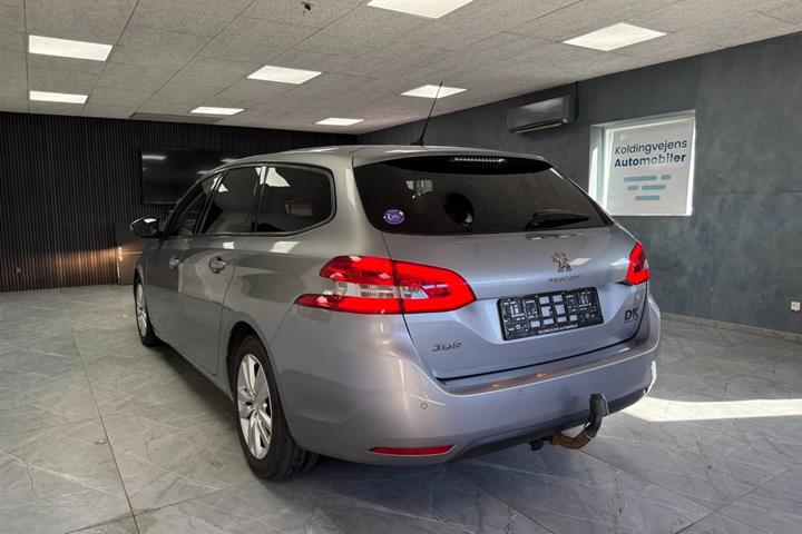 undefined Peugeot 308 fra 2017