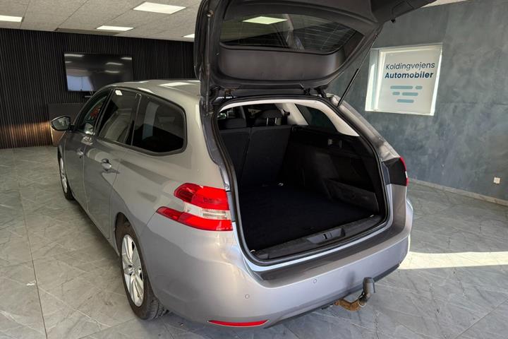 undefined Peugeot 308 fra 2017