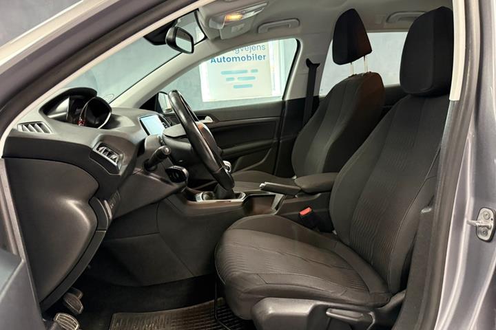 undefined Peugeot 308 fra 2017