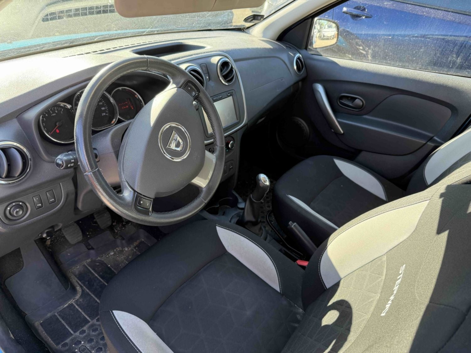 undefined Dacia Sandero Stepway fra 2016