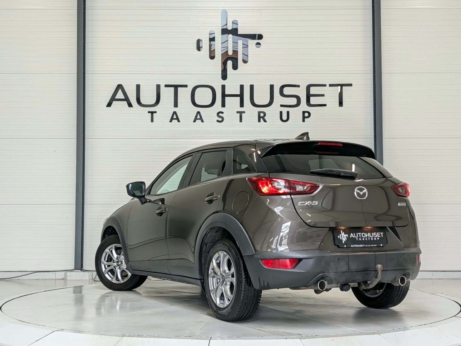 Brun Mazda CX-3 fra 2016