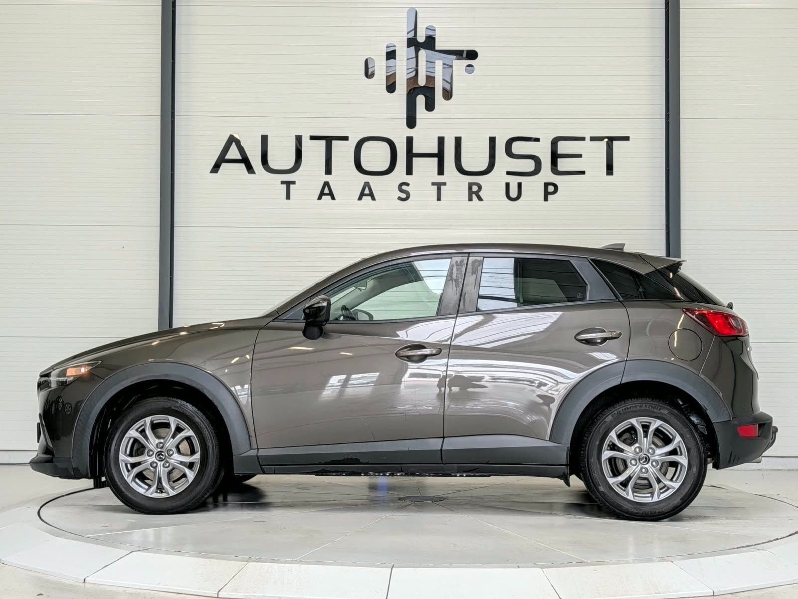 Brun Mazda CX-3 fra 2016