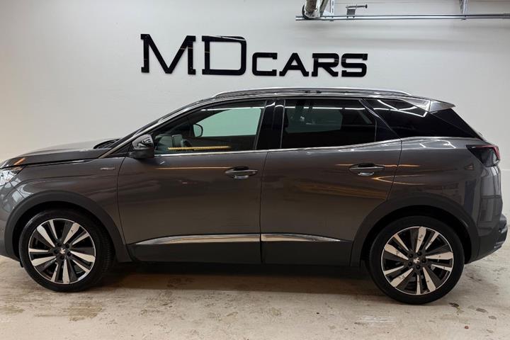 Grå Peugeot 3008 fra 2019