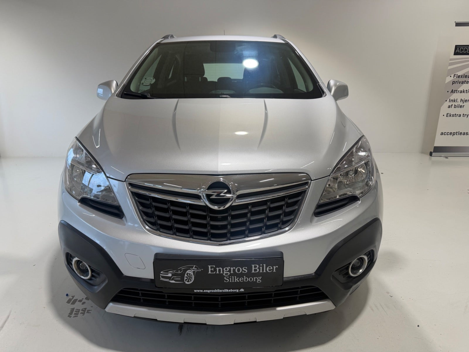 Grå Opel Mokka fra 2014