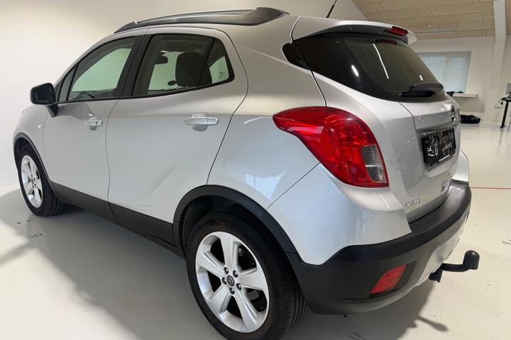 Grå Opel Mokka fra 2014
