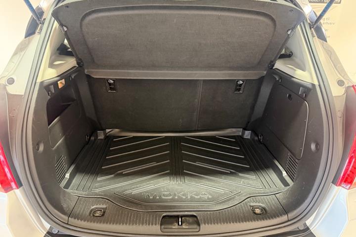 Grå Opel Mokka fra 2014