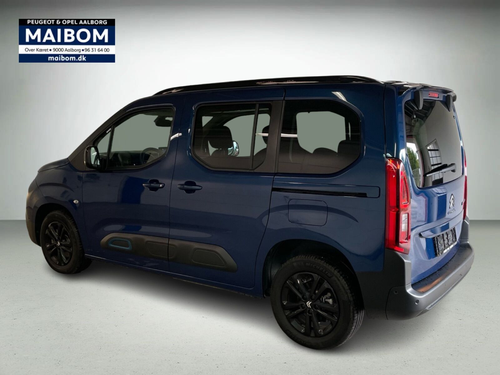 Blå Citroën ë-Berlingo fra 2023
