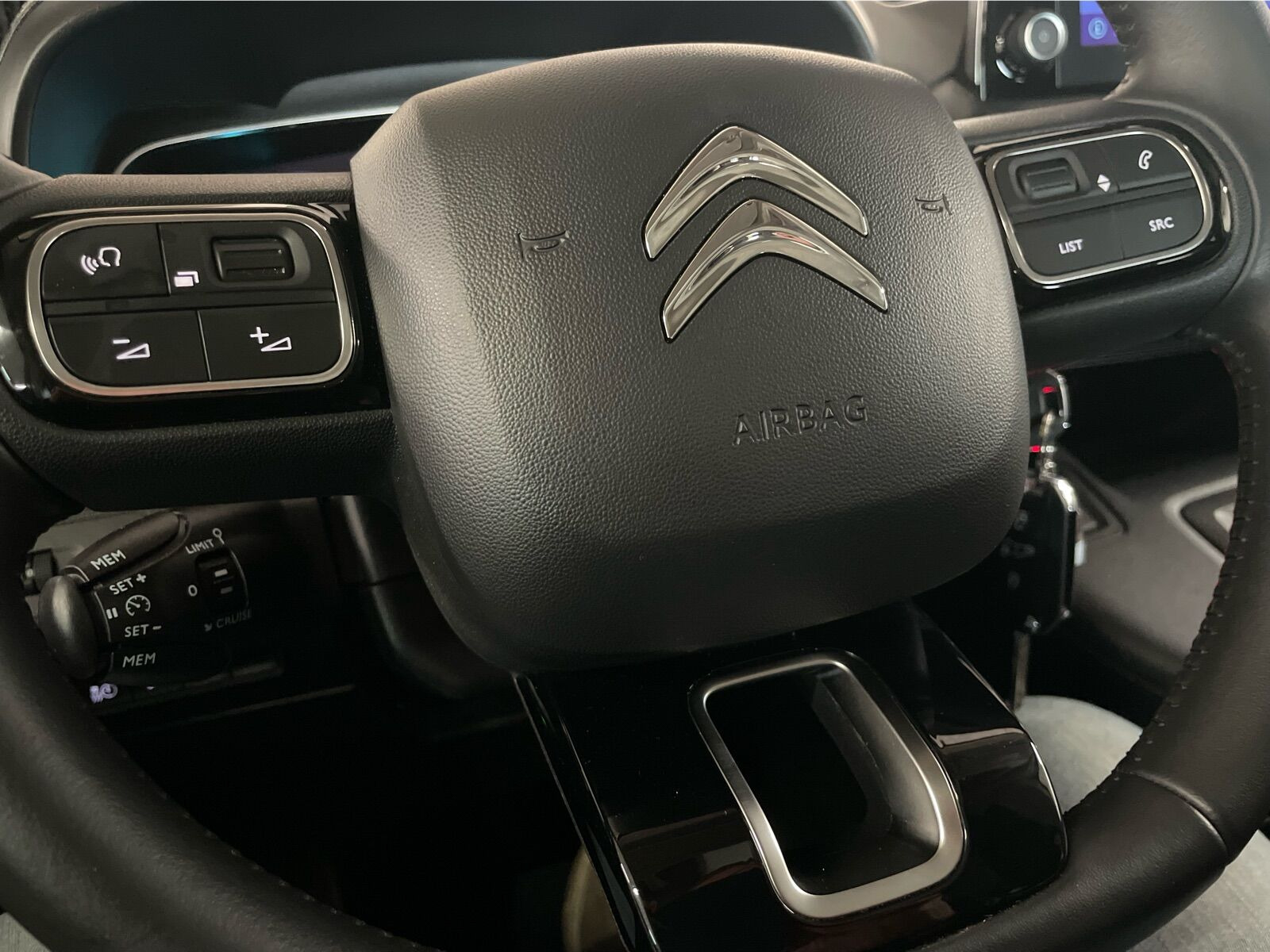 Blå Citroën ë-Berlingo fra 2023
