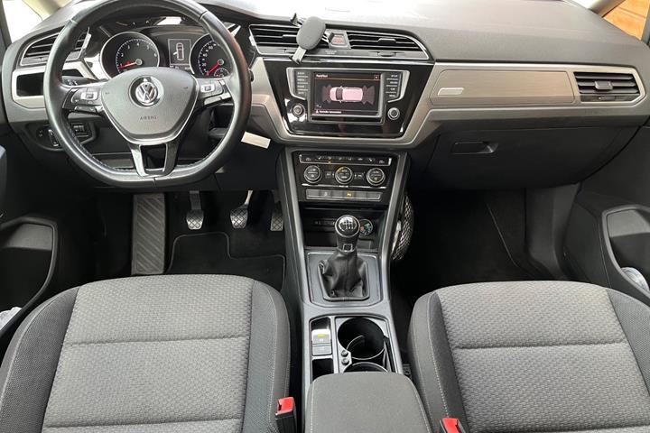 undefined VW Touran fra 2016